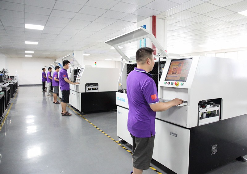 說(shuō)說(shuō)自動(dòng)插件機(jī)的制造細(xì)致事項(xiàng)